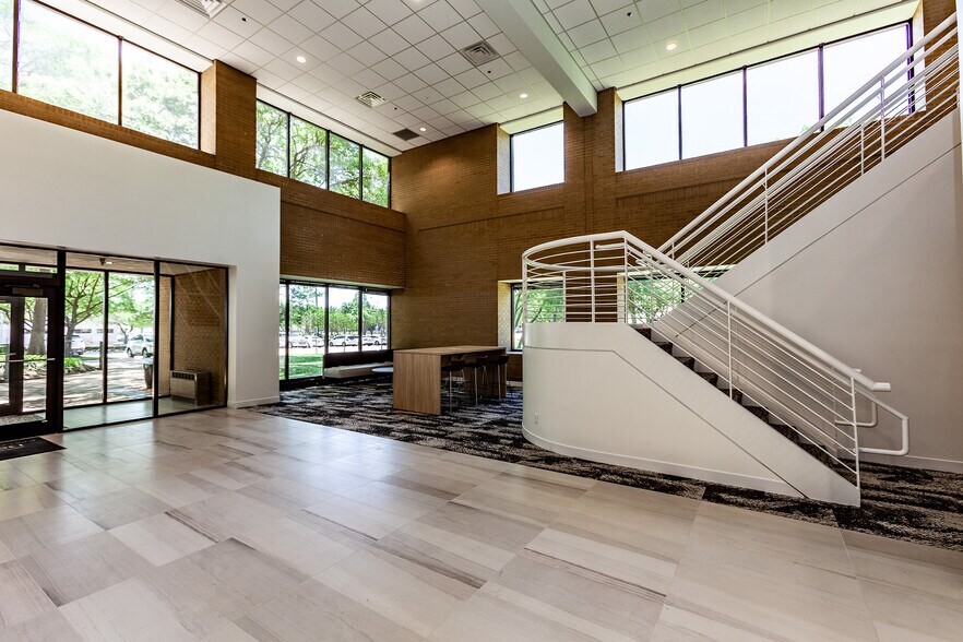 More Photos Of 1301 E Collins Blvd, Richardson Office For Lease