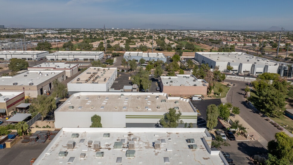 More Photos Of 240 N Sunway Dr, Gilbert Manufacturing For Lease