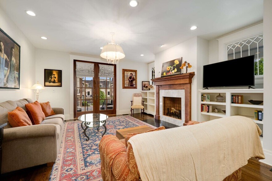 More Photos Of 1308 6th Ave N, Nashville Office Residential For Sale