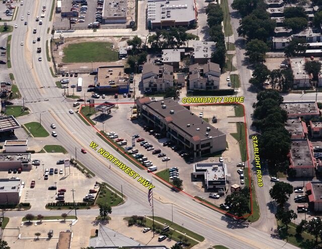 Primary Photo Of 2750 W Northwest Hwy, Dallas Unknown For Lease