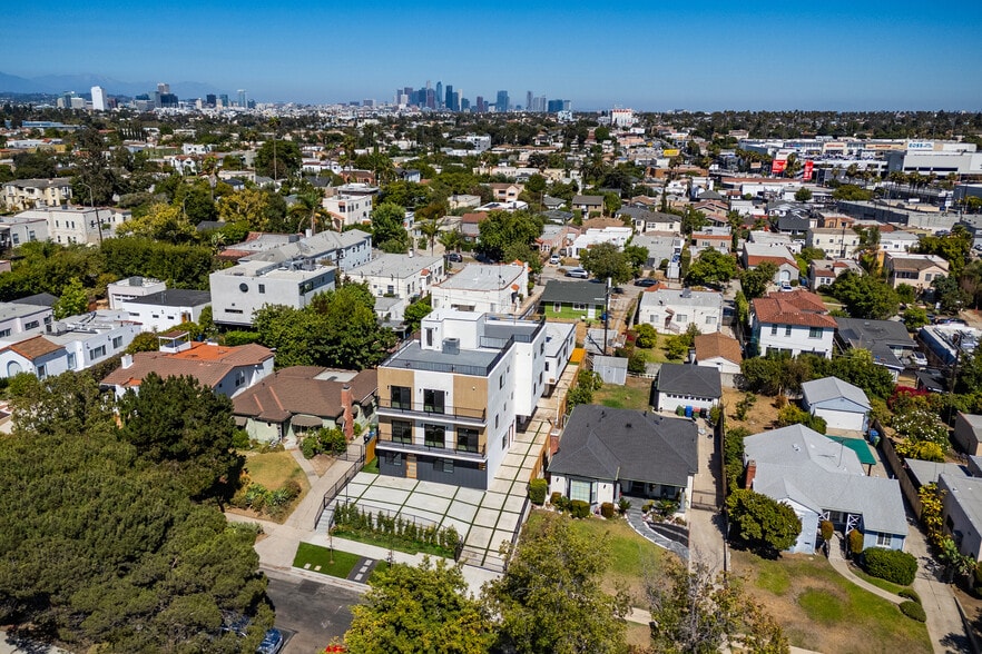 More Photos Of 1330 S Longwood Ave, Los Angeles Apartments For Sale