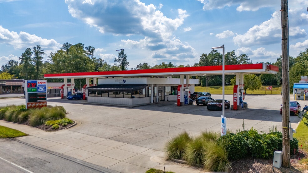 Primary Photo Of 519 Main St N, New Ellenton Service Station For Sale