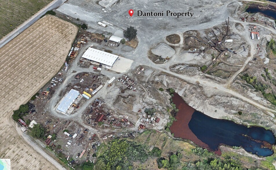 Primary Photo Of 7229 Dantoni Rd, Linda Cement Gravel Plant For Sale