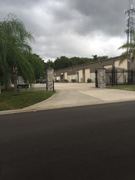 Primary Photo Of 631 Triumph Ct, Orlando Warehouse For Lease