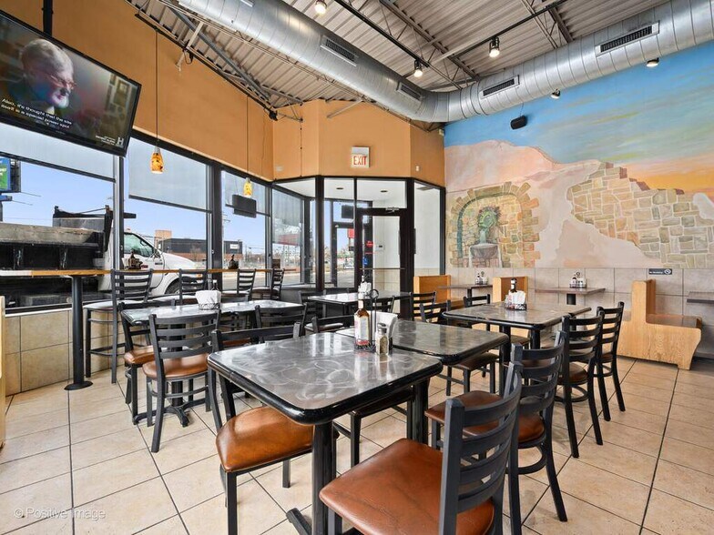More Photos Of 1543 N Elston Ave, Chicago Restaurant For Sale