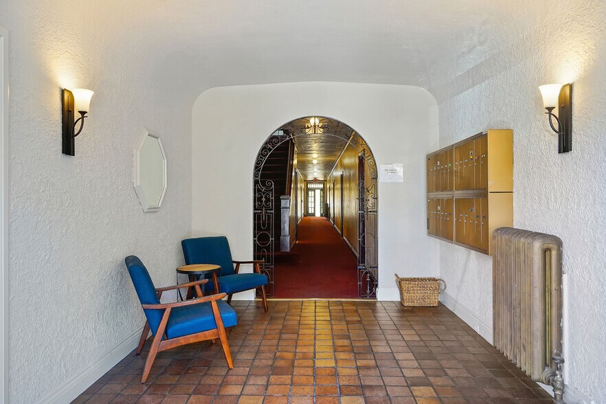 More Photos Of 226 Athol Ave, Oakland Apartments For Sale