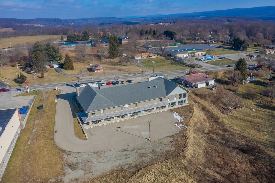 More Photos Of 3846 State Route 31, Donegal Freestanding For Lease