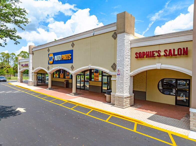 More Photos Of 14251-14295 Tamiami Trl, North Port General Retail For Lease