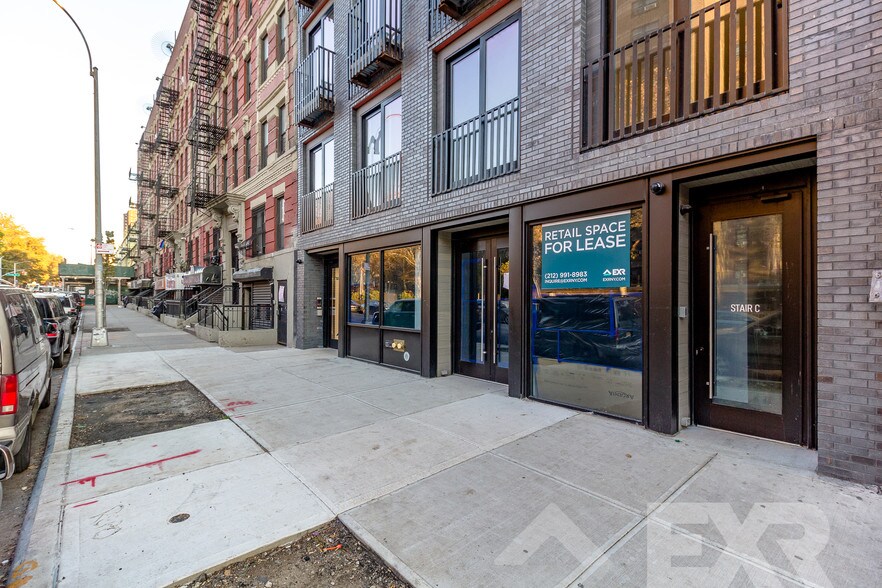 More Photos Of 924 Myrtle Ave, Brooklyn Apartments For Lease