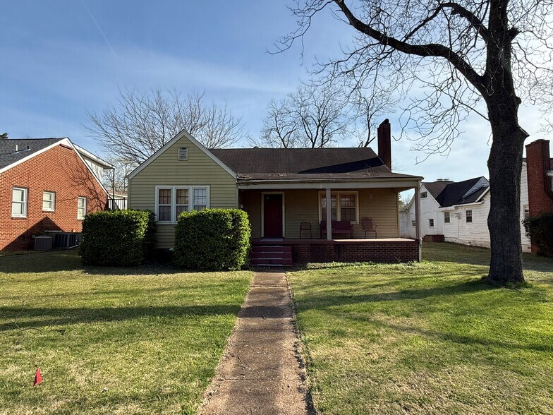 Primary Photo Of 315 Longwood Dr SW, Huntsville Medical For Sale