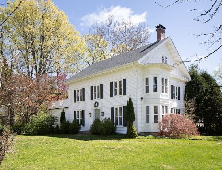 Primary Photo Of 308 Main St, Lakeville Apartments For Sale