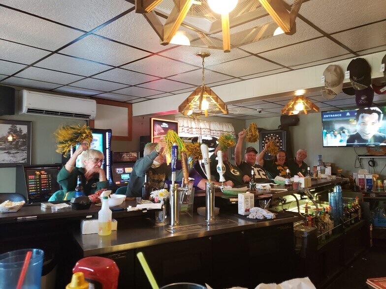 More Photos Of W11466 US Hwy 8, Dunbar Hotel For Sale