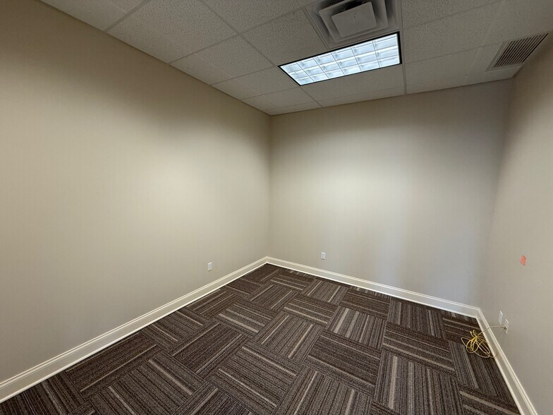 More Photos Of 31320 Solon Rd, Solon Coworking Space
