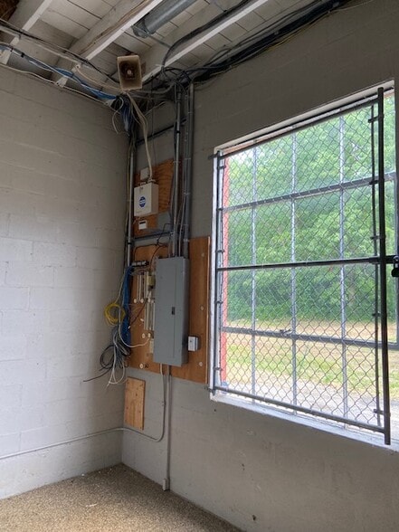 More Photos Of 5893 Main St, Trumbull Storefront Retail Office For Lease