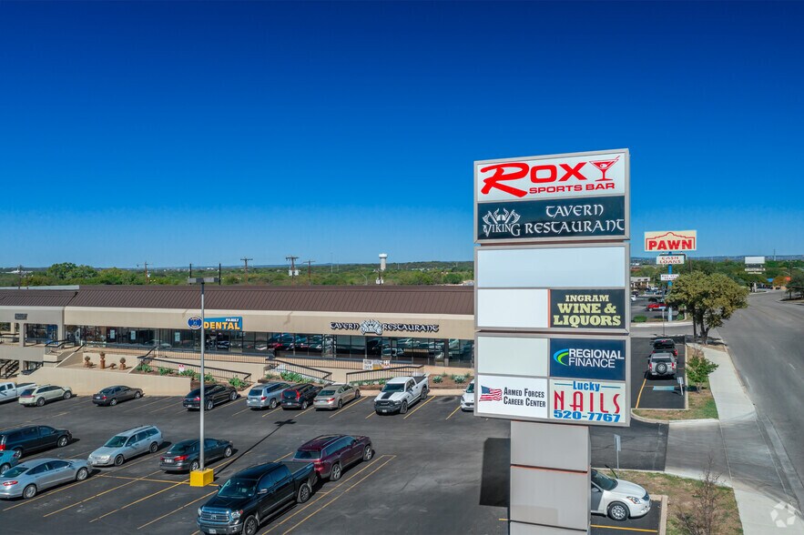 More Photos Of 3200-3299 Wurzbach Rd, San Antonio Unknown For Lease