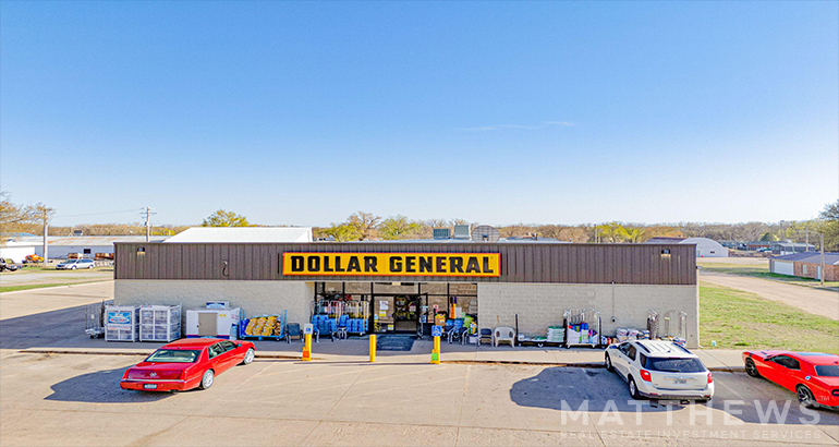 Primary Photo Of 1235 Lincoln Ave, Hebron Storefront For Sale