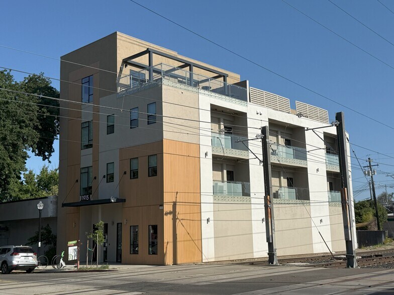 More Photos Of 1915 S St, Sacramento Apartments For Sale