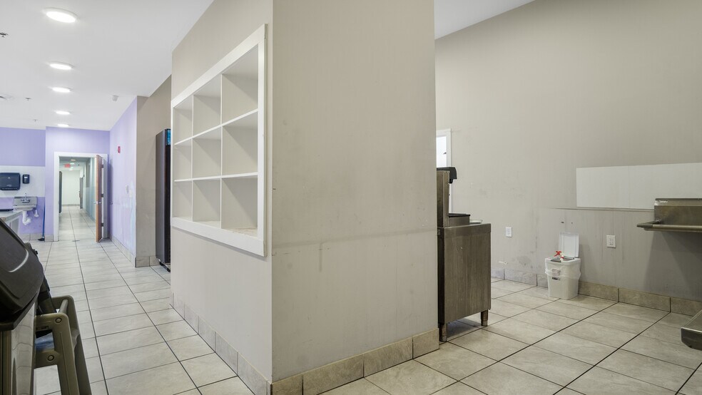 More Photos Of 235 N Mosby Ave, Littleton Restaurant For Sale