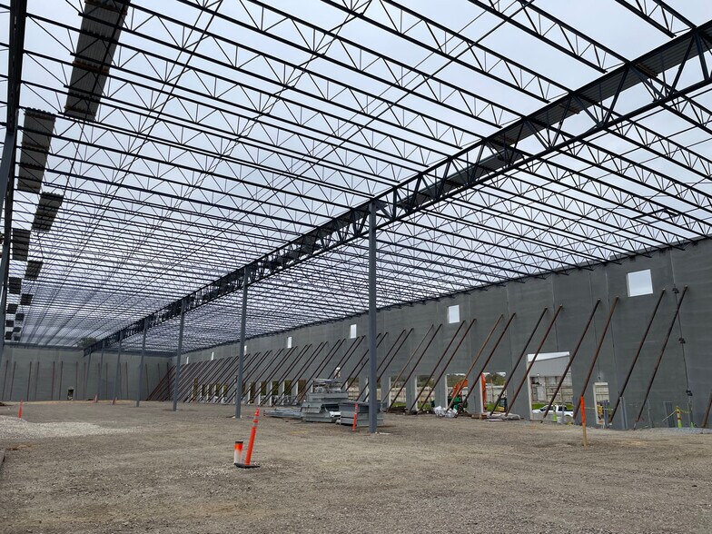 More Photos Of 555 Flint Hill Rd, King Of Prussia Distribution For Lease