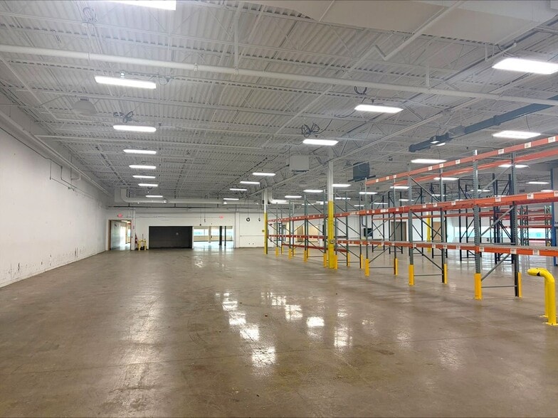 More Photos Of 2998 Waterview Dr, Rochester Hills Research And Development For Sale