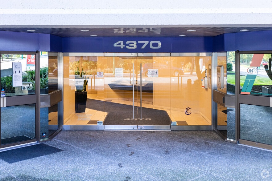 More Photos Of 4370 Dominion St, Burnaby Office For Lease