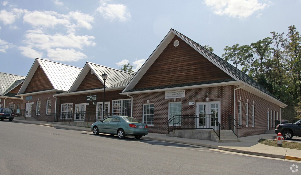 More Photos Of 113 Founders Way, Strasburg Storefront Retail Office For Sale