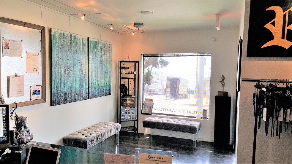 More Photos Of 1390 S Coast Hwy, Laguna Beach Storefront For Lease