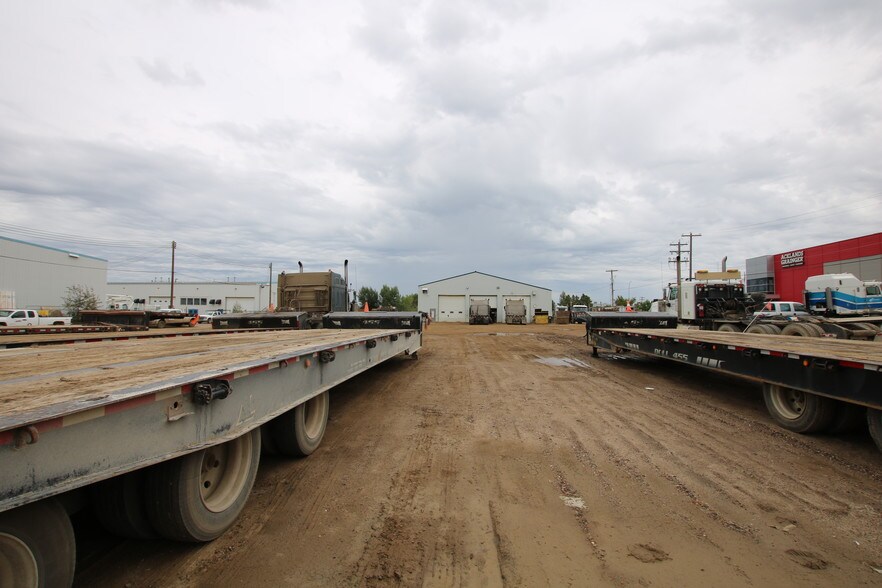 More Photos Of 260 MacKay Cres, Fort McMurray Industrial For Sale