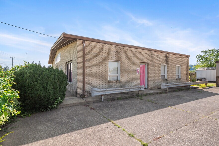 More Photos Of 1725 Eastern Ave, Gallipolis Office For Sale