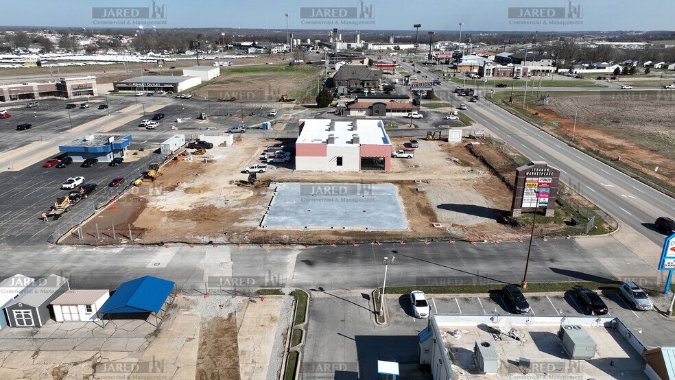 More Photos Of 1565-1585 S Jefferson Ave, Lebanon General Retail For Lease