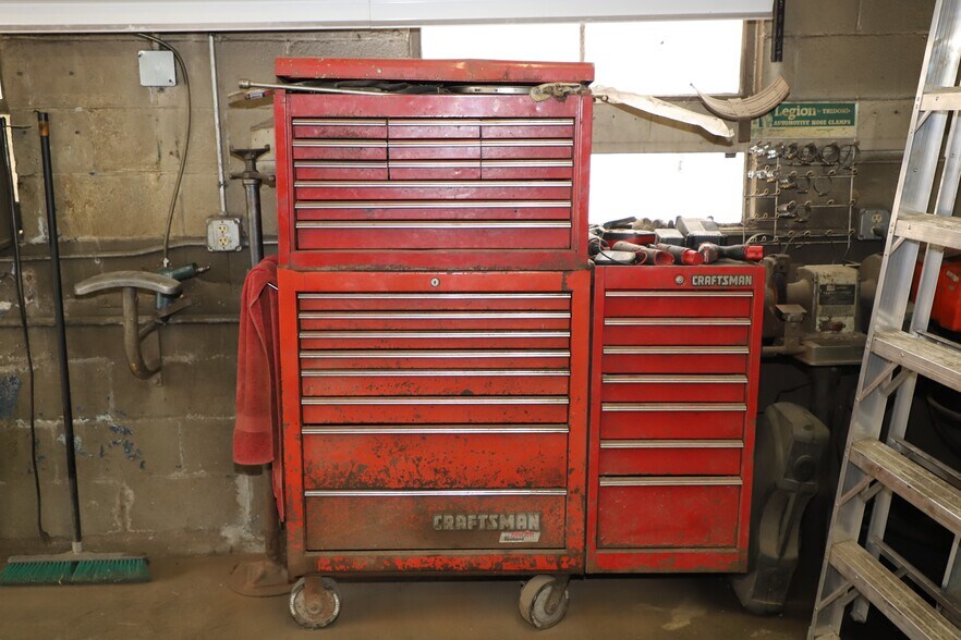 More Photos Of 229 Canal St, Brattleboro Auto Salvage Facility For Sale