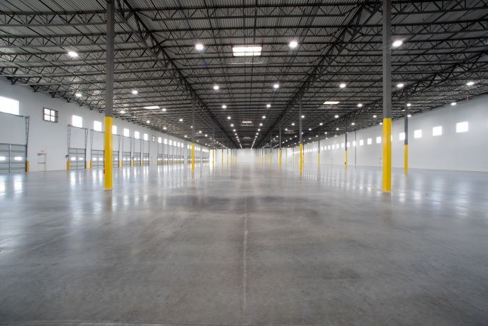 More Photos Of 15012 S Post Oak Rd, Houston Unknown For Lease