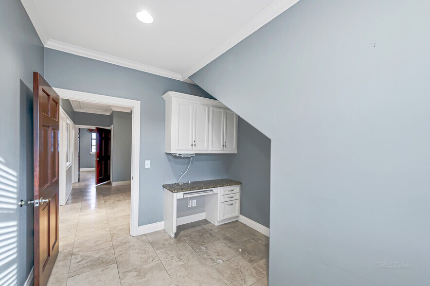 More Photos Of 607 Park Grove Dr, Katy Medical For Lease