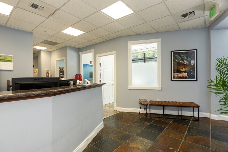 More Photos Of 4847 California Ave, Seattle Apartments For Sale