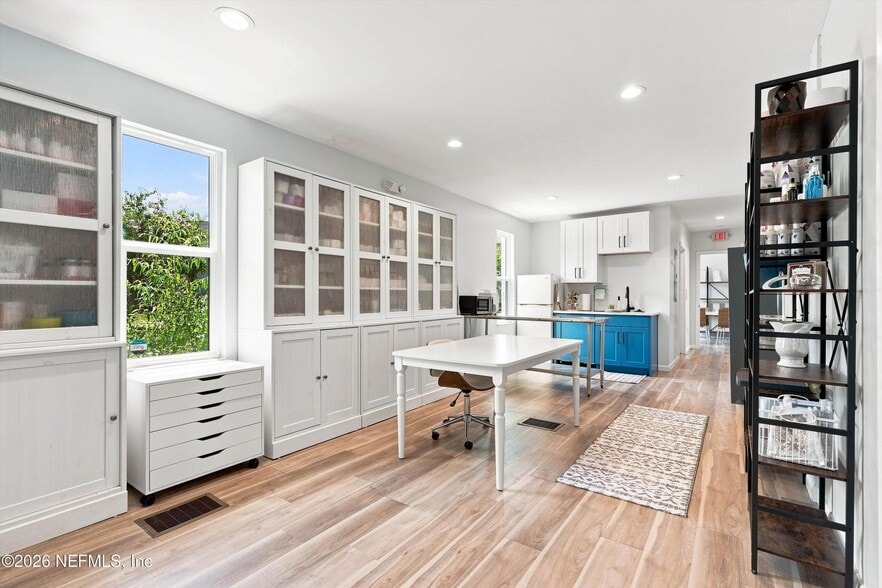 More Photos Of 2103 Atlantic Blvd, Jacksonville Office For Sale