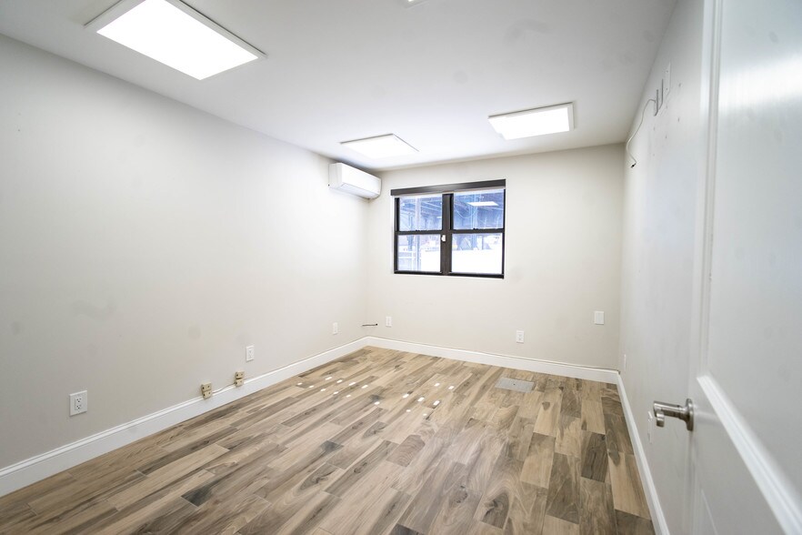 More Photos Of 10380 103rd St, Ozone Park Office Residential For Sale
