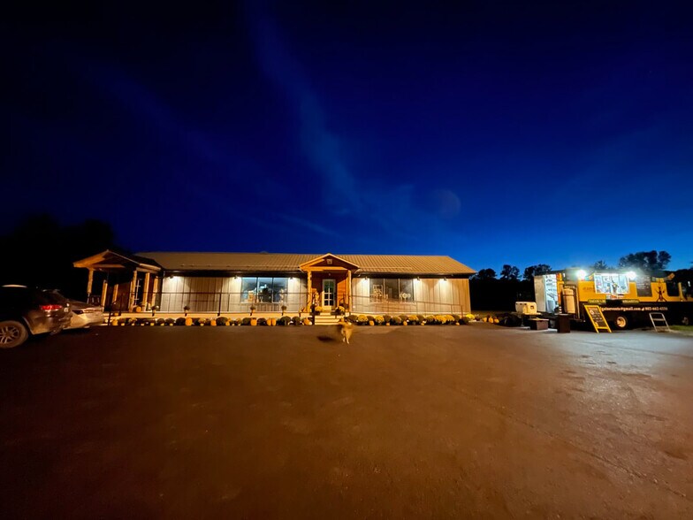 More Photos Of 7 Ferry Rd, South Hero Storefront For Sale