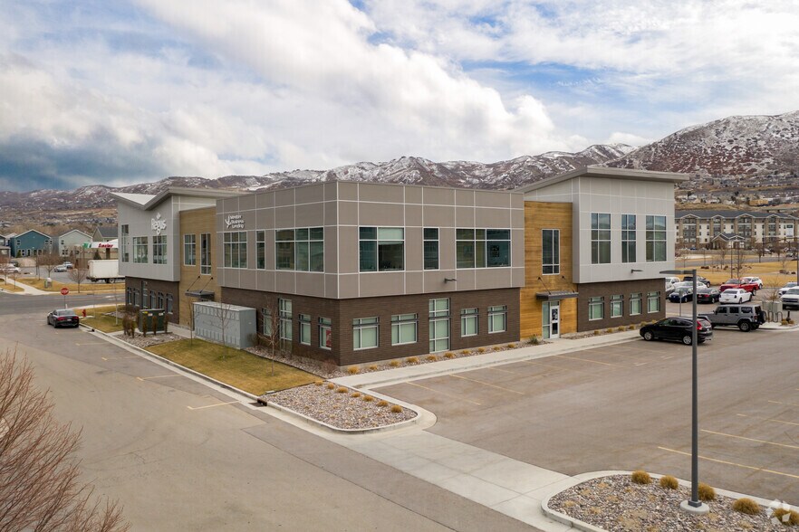 More Photos Of 13894 S Bangerter Pky, Draper Office For Sale