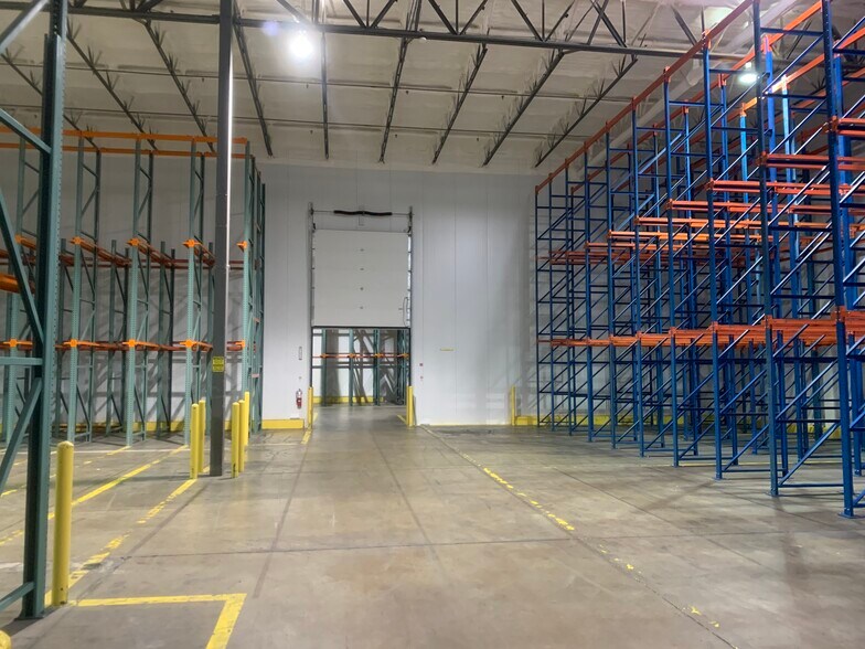 More Photos Of 6001 International Pky, McAllen Refrigeration Cold Storage For Sale