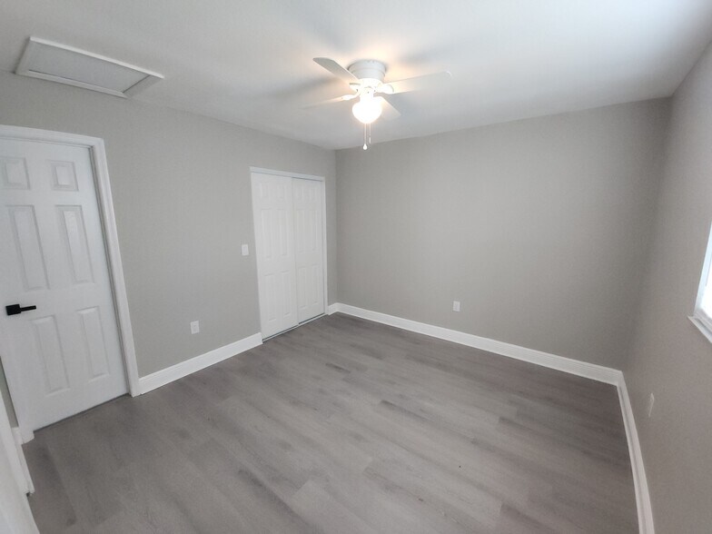 More Photos Of , Bradenton Multifamily For Sale