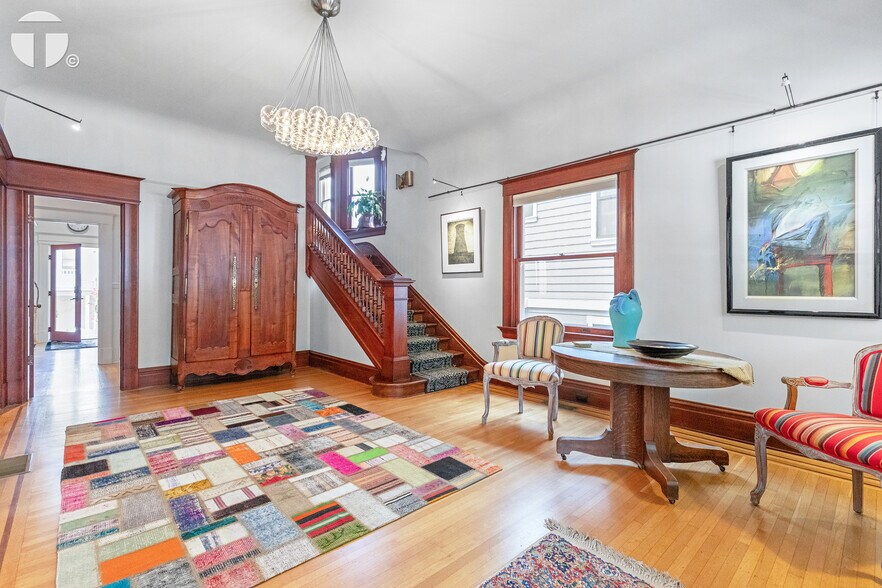 More Photos Of 2220 Capitol Ave, Sacramento Apartments For Sale