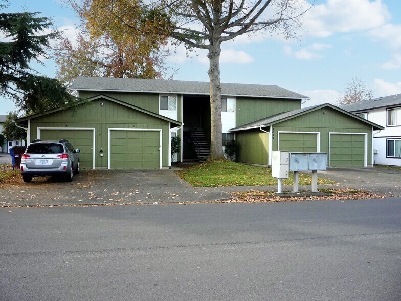 Primary Photo Of 3639 47th Ave NE, Salem Apartments For Sale