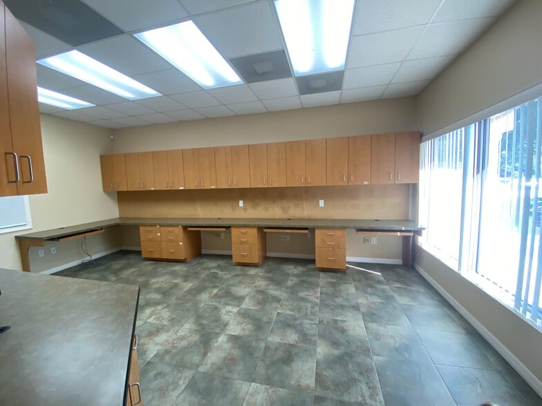 More Photos Of 1425 Hand Ave, Ormond Beach Medical For Lease