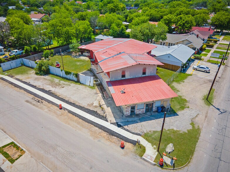 More Photos Of 800 Cincinnati Ave, San Antonio Freestanding For Sale