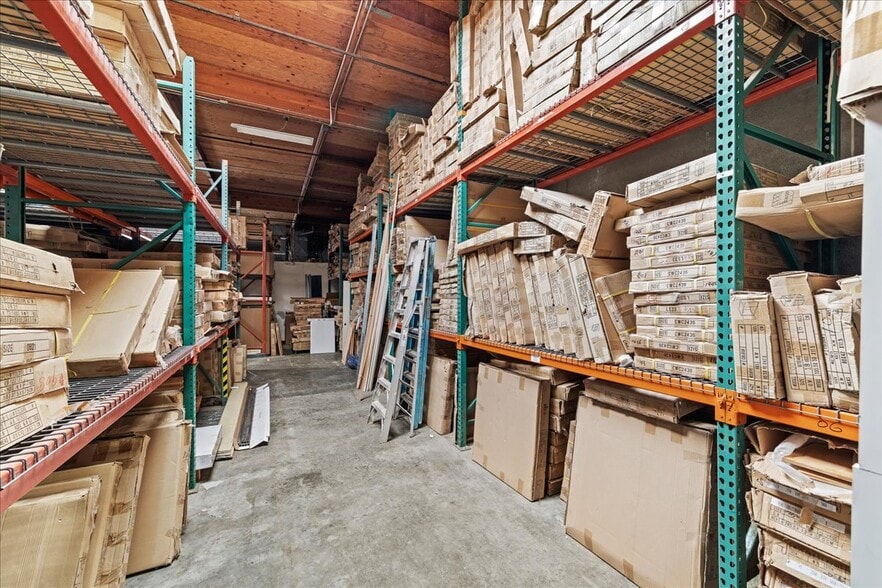 More Photos Of 283-299 Harbor Way, South San Francisco Warehouse For Lease