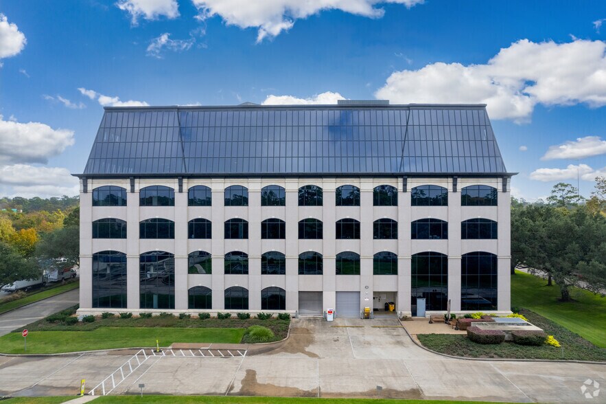 More Photos Of 109 N Post Oak Ln, Houston Office For Lease