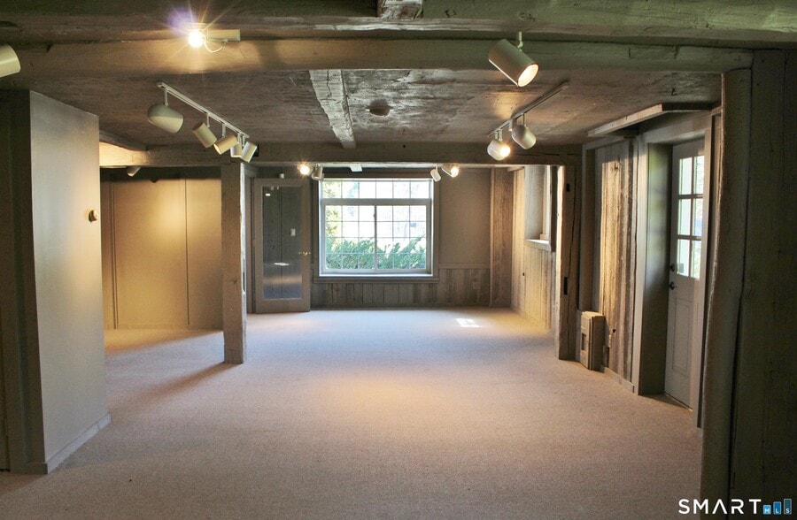 More Photos Of 4 Cornwall Rd, Warren Unknown For Lease