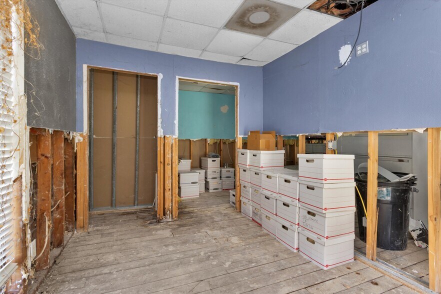 More Photos Of 22516 Aldine Westfield Rd, Spring Medical For Sale