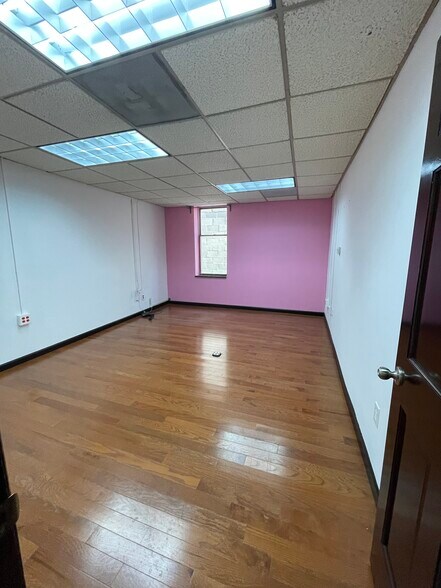 More Photos Of 30 South St, Freehold Office For Lease
