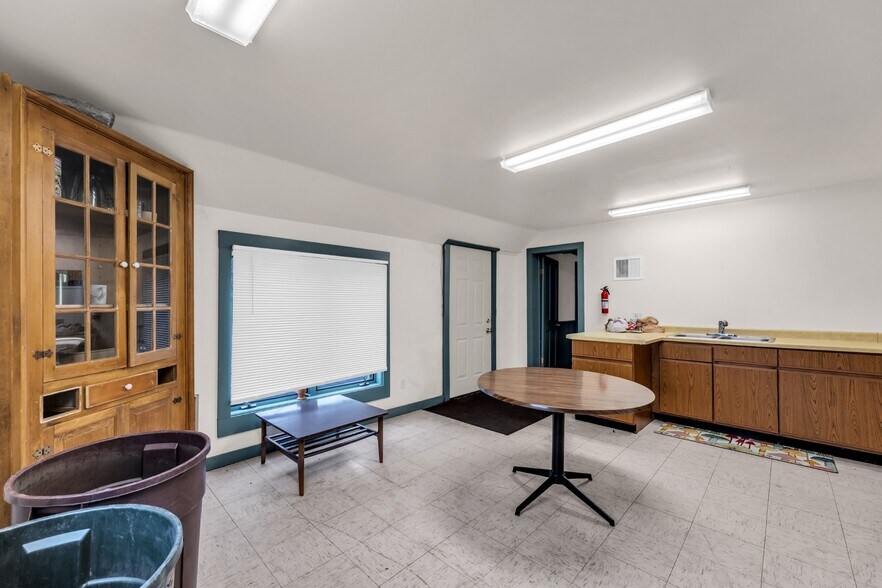 More Photos Of 6101 Lyons St, Burlington Lodge Meeting Hall For Sale